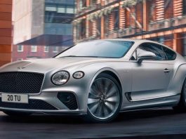 У Києві помічені авто з однаковими номерними знаками: їхали один за одним