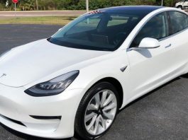 Tesla відзвітувала про рекордний прибуток