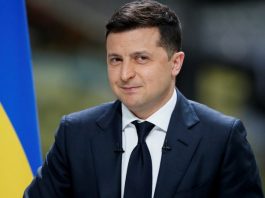 Зеленский подписал законы об отмене НДС на ввоз электромобилей