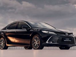 Для потреб ВР закупили Toyota Camry на 18 млн гривень