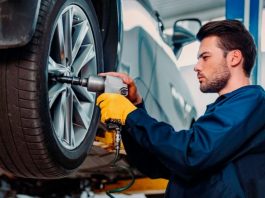 Експерт розповів, коли краще купувати зимову гуму