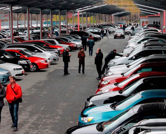 Назвали всі «за і проти» купівлі автомобіля, який побував в невеликій аварії