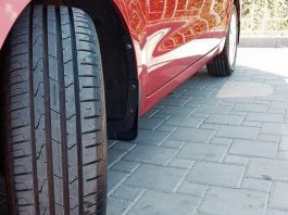 Як довго можна їздити на одному комплекті шин