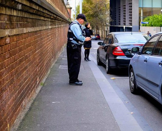 Названо 5 країн з найдорожчим паркуванням