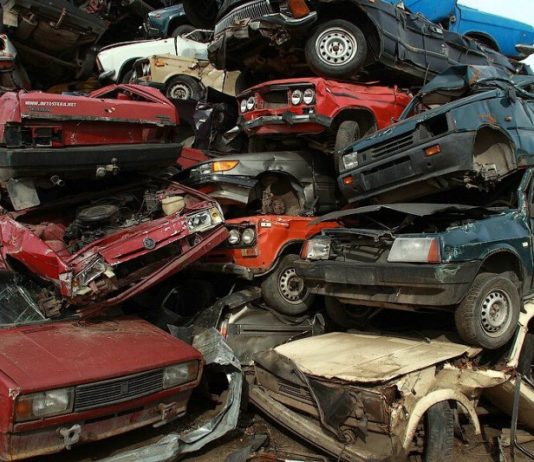 Українцям назвали розмір податку на старі автомобілі