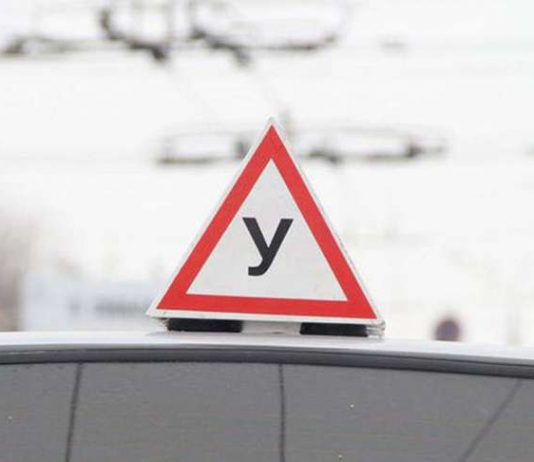 Автошколи змінюють навчальну програму: як будуть готувати водіїв