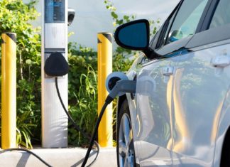 У Toyota вважають, що електрокари потрібні не всім