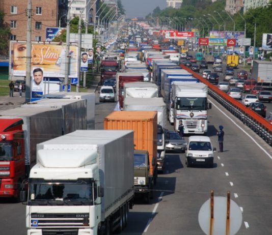 Готуйтеся до штрафів: українців попередили про нові правила перевезення вантажів