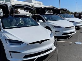 Tesla круто оновила Model X. Покупці в захваті