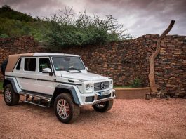 В Україну привезли найдорожчий позашляховик на планеті (ФОТО)