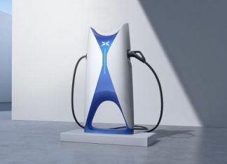 У Китаї представили електрозарядку, яка заряджає авто за 5 хвилин