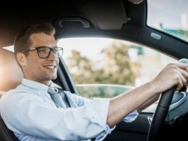 Названо країни, які найкраще підходять для водіння авто