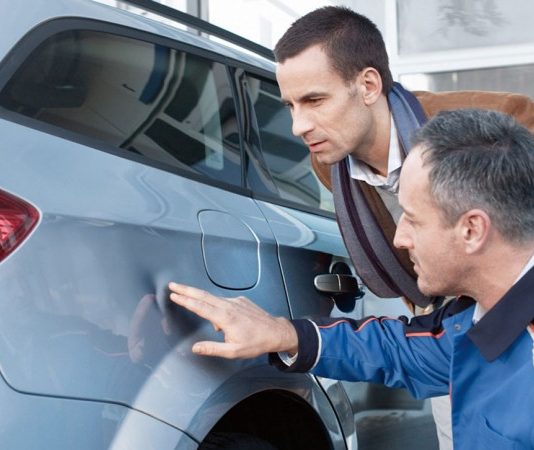 Названо 5 ознак автомобіля, від покупки якого варто відмовитися