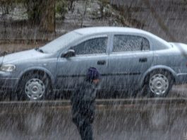 В Україні різко зіпсується погода: у поліції дали поради щодо безпечного водіння авто