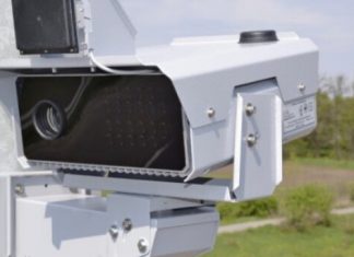 На українських водіїв чекають нові штрафи: на дорогах з’являться «розумні» камери