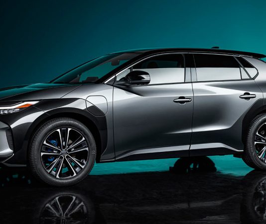 Електричний кросовер Toyota bZ4X може з’явитися не раніше 2023 року