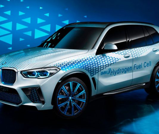 У Мережі розповіли, що спільного у електромобілів та автомобілів на водні