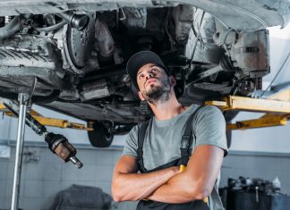 Техогляд, штрафи та податок на машини: що чекає на українських водіїв