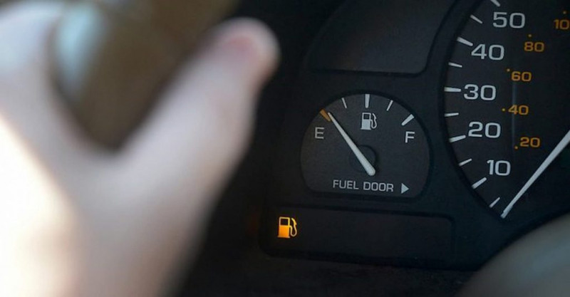 Як ефективно економити паливо: водіям дали поради