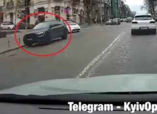 Миттєва карма: поліція покарала водія Audi Q8