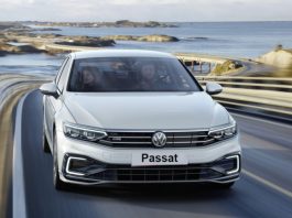 Легендарний седан Volkswagen Passat остаточно йде в історію