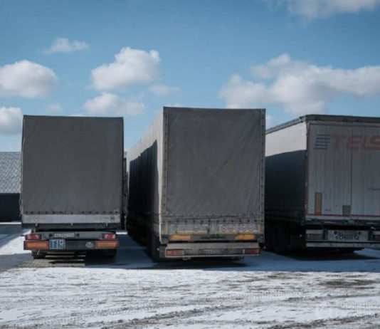 Україна конфіскує автомобілі з Росії