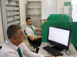 Реєструвати придбані чи ввезені в Україну авто поки що не потрібно