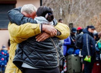 В Україні закликали не евакуюватися самостійно