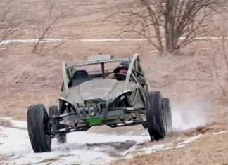 Винахідник з Буковини робить всюдиходи для української армії: відео