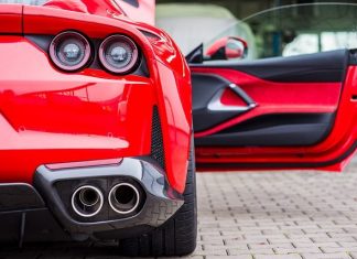 Стало відомо, коли в світі зникнуть останні бензинові авто