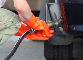 Ціна автогазу досягла рівня цін на бензин