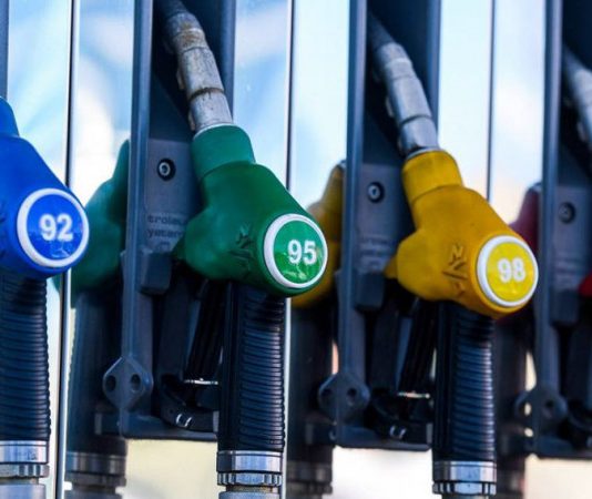 Названо три міфи про бензин, в які багато хто вірить