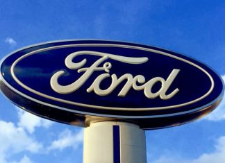 Компанія Ford відкликає понад 737 000 автомобілів