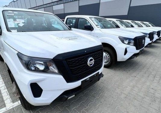 ЗСУ отримали першу партію пікапів Nissan