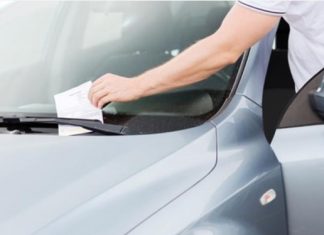 Який штраф чекає на водія за неправильне паркування в Україні