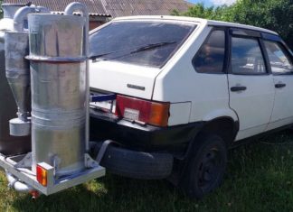 Житель Сумщини знайшов заміну бензину – їздить на дровах