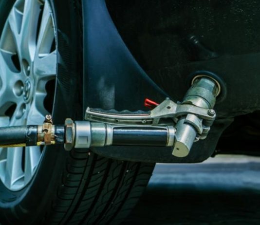 Водіям в Україні розповіли про штраф за ГБО в автомобілі