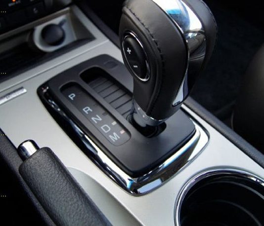 Чим літня спека небезпечна для авто з коробкою «автомат»