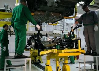 В Україні продовжують випускати автомобілі попри війну