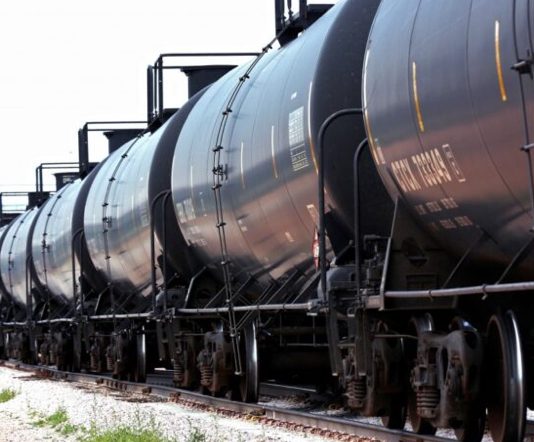 Україна значно збільшила імпорт палива