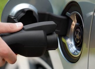 Причини, через які українці відмовляються купувати електромобілі