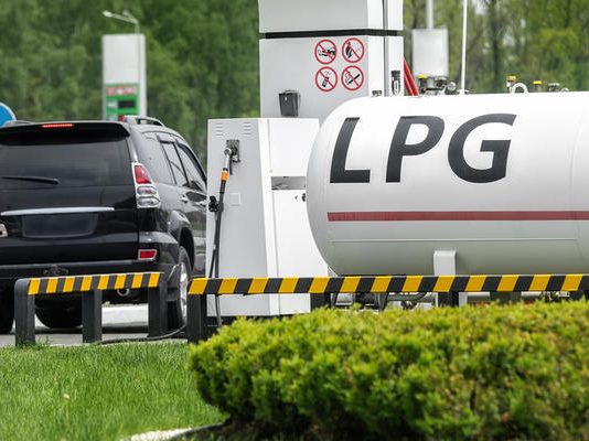 Взимку на водіїв чекають проблеми з поставками автогазу – прогноз експерта