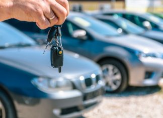 Бензинові, дизельні чи електричні: стало відомо, які нові автомобілі частіше купують українці