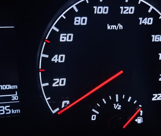 Експерт розповів, як заощадити на паливі