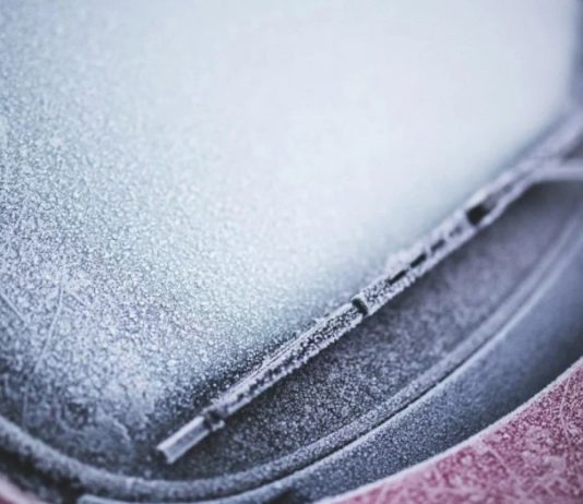 Чого не варто робити при зимовій експлуатації автомобіля: пара важливих порад