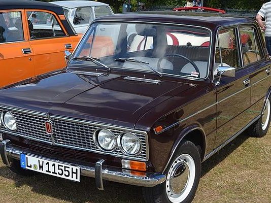 ТОП-10 найдешевших авто в Україні: що купити за 400-700 доларів