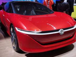 Як технології сильно змінилися у наших автомобілях за ці роки