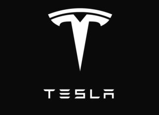 Компанія Tesla значно доопрацювала свої електромобілі