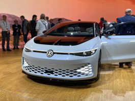 Світові продажі електромобілів зросли у 2023 році