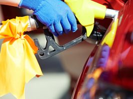 Що буде, якщо не заправляти повний бак автомобіля